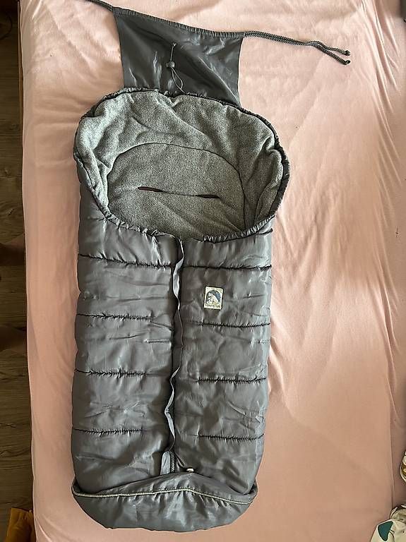 Schlafsäcke: Kinderwagen Fusssack Eisbärchen Schlafsack – Gebraucht aus Sarmenstorf von ramoeneli