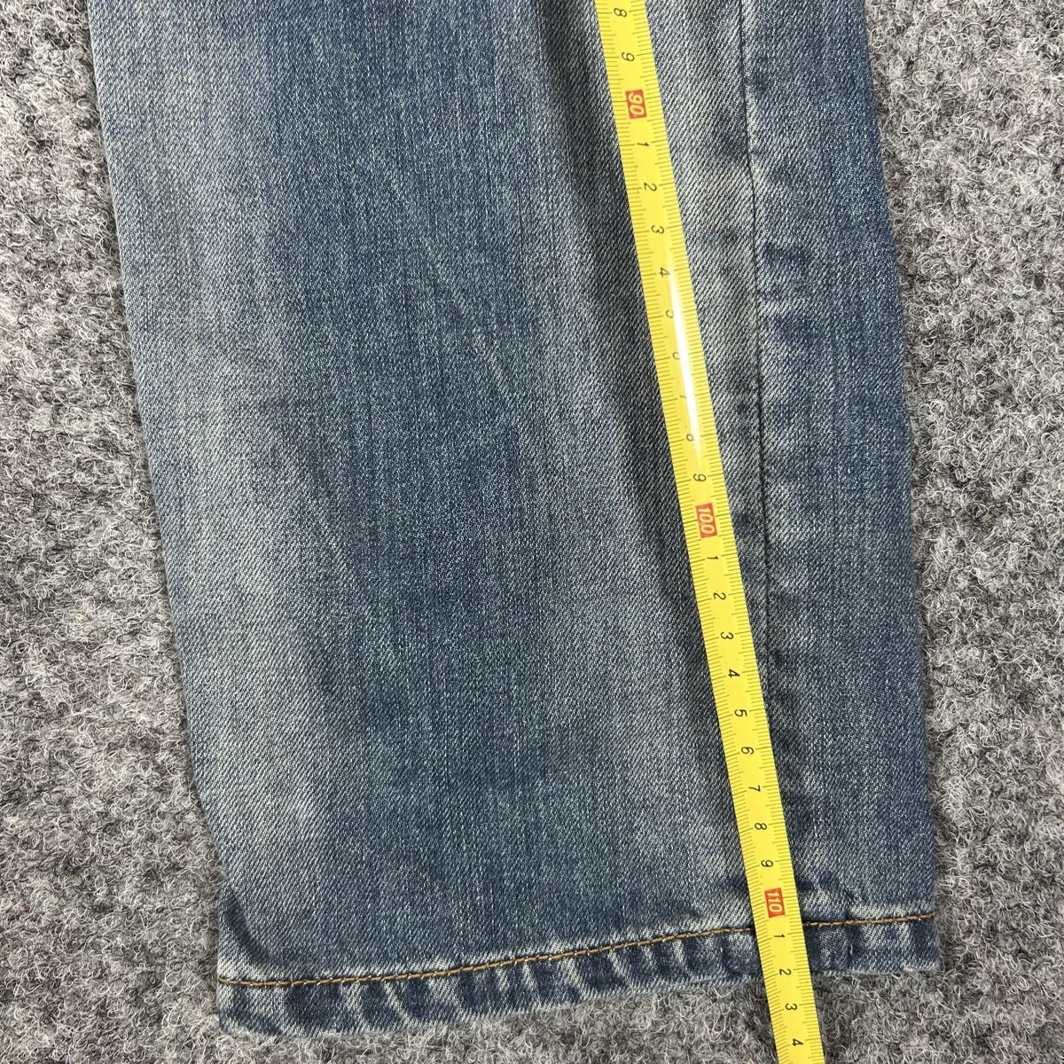 Jeans: Jeans W32 L34  – Nuovo (secondo la descrizione) da La Sagne NE venduto da Matlasape 4