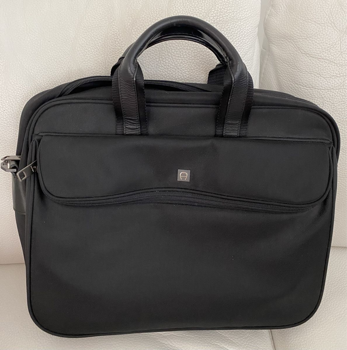 Aigner Valigie & Borse: Aigner Laptop Tasche – Usato da Opfikon venduto da Luis144 1