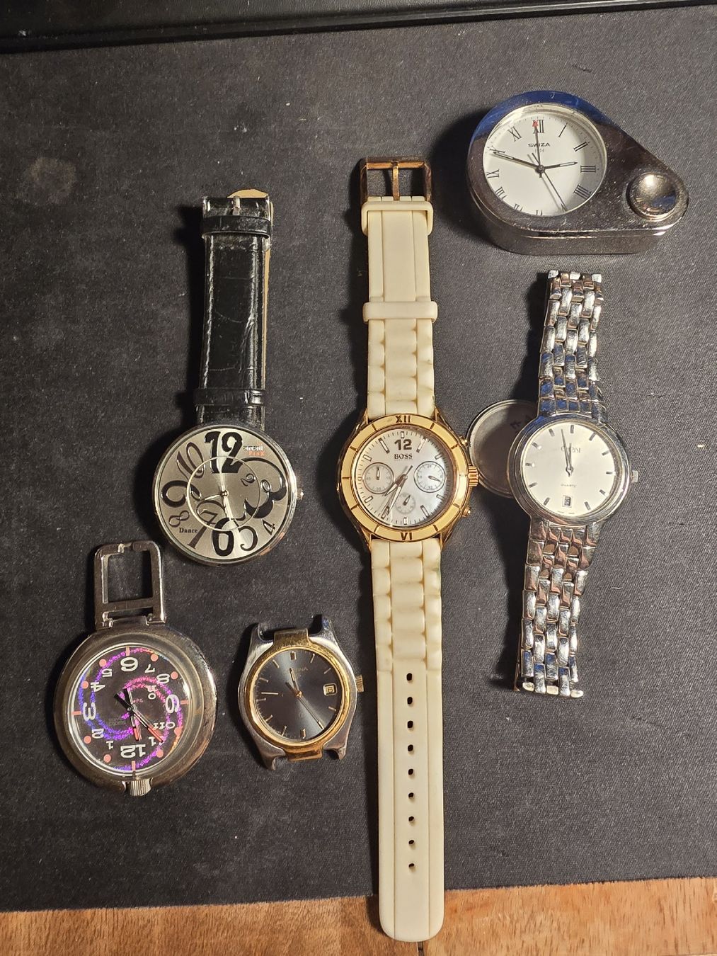 Orologi: lot 6 montre divers – Difettoso da Farvagny-le-Petit venduto da Aeternitas_FS