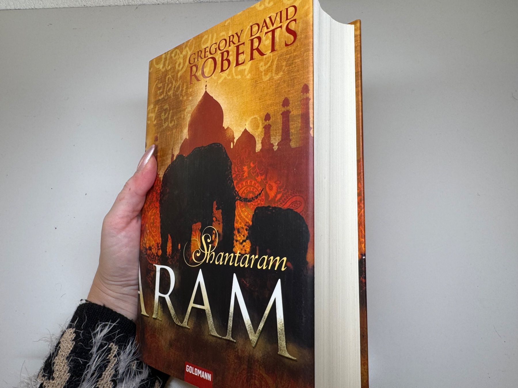 Libri: ROMAN: Gregory David Roberts, Shantaram Aram – Usato da Grosswangen venduto da Deutsche_Romane 1