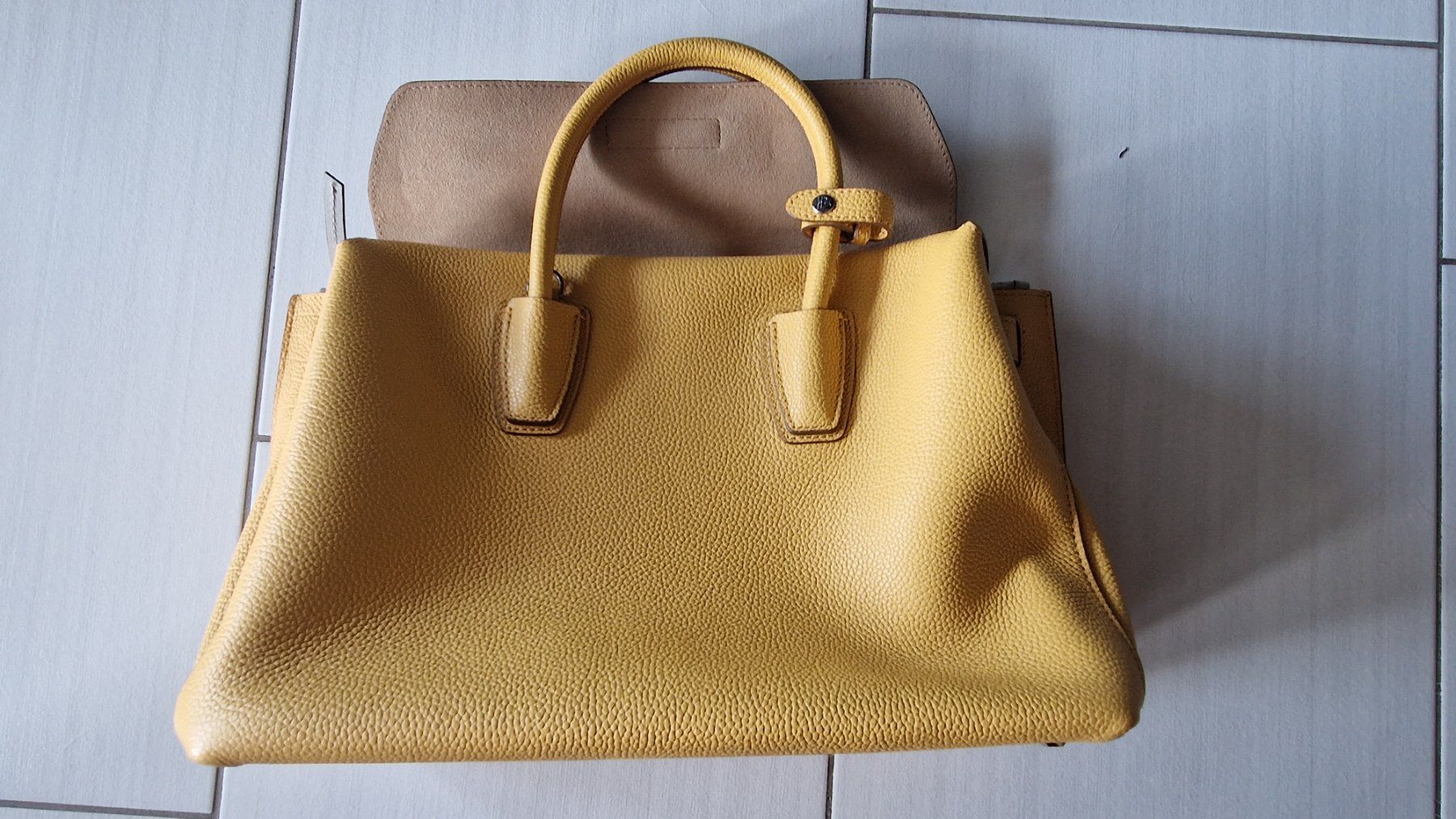 Mcm Sacs femmes: Handtasche MCM – Neuf (Voir description) à Volketswil par Bmarlin 1