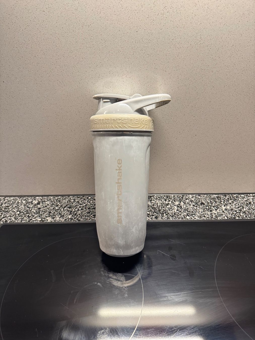 Borracce & Thermos: SmartShake Shaker grau – Usato da Dübendorf venduto da cendre