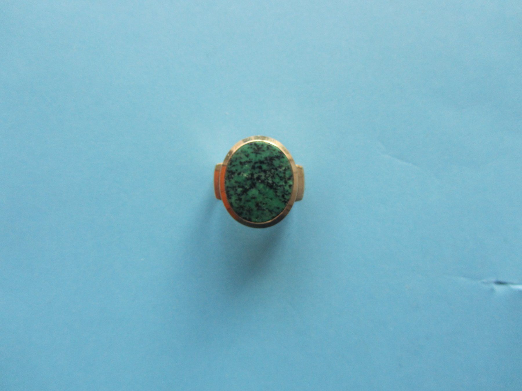 Anelli: Jadeit-Herrenring-14 K.Gold – Usato da Luzern venduto da Lucernauno 1