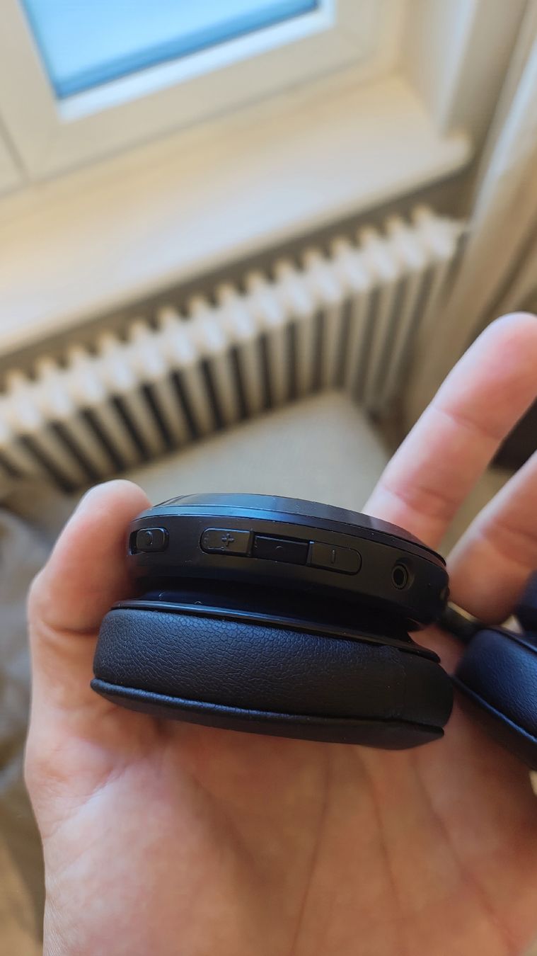 JBL Cuffie: JBL live 400 bt – Usato da Neuchâtel venduto da kev_t656 3