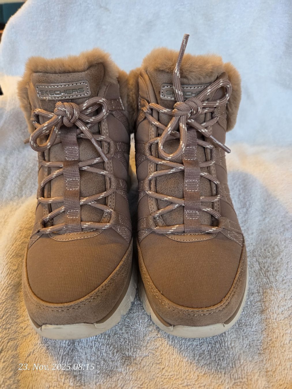 Skechers Scarpe da donna: Skechers Winterstiefel, 36, Slip-Ins – Nuovo (secondo la descrizione) da Biel/Bienne venduto da lauchhammer100