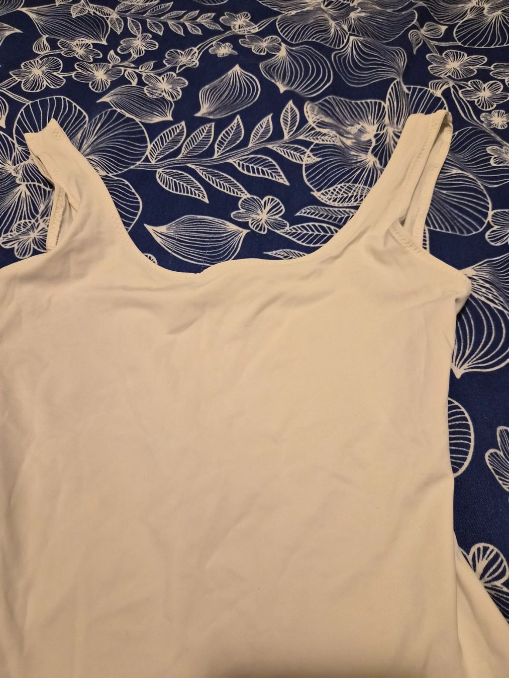 Zara Top: Body Zara gr s – Nuovo (secondo la descrizione) da Dietikon venduto da Eleda 1