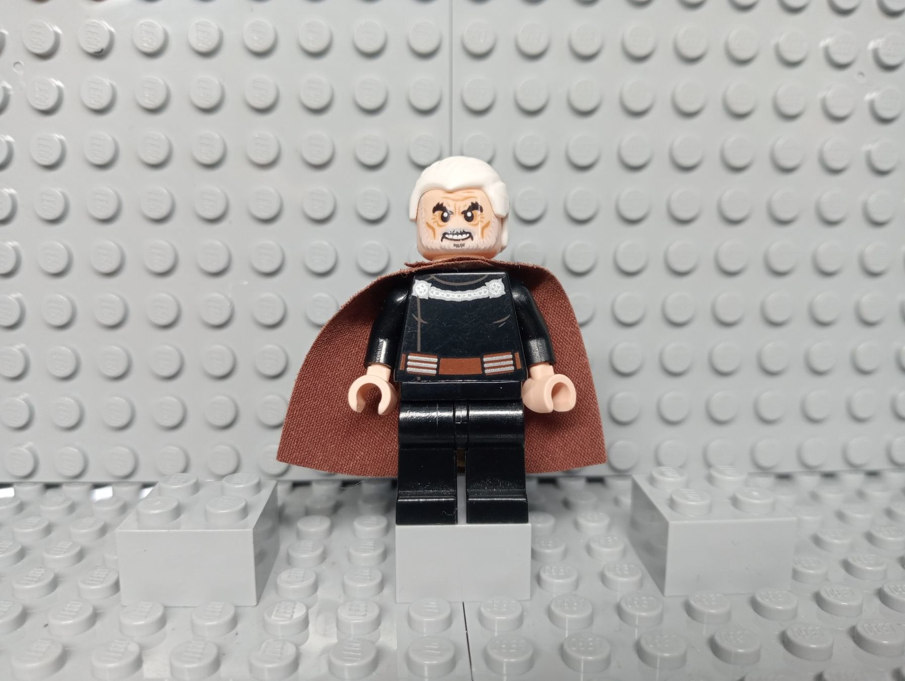 Lego Baukästen: Lego Star Wars - Count Dooku - White Hair – Gebraucht aus Arconciel von breakout103