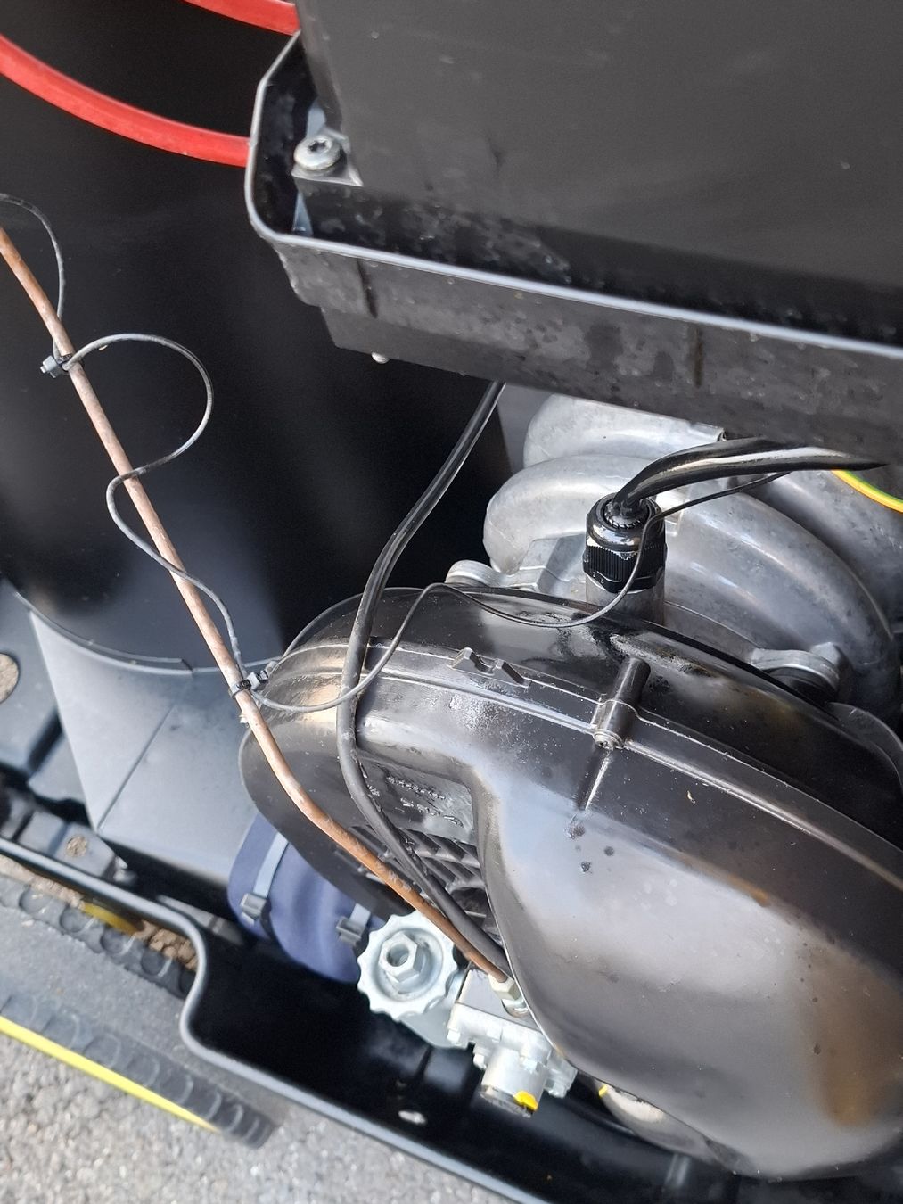 Kärcher Idropulitrici ad alta pressione: KÄRCHER HDS 895 M ECO  – Usato da Emmenbrücke venduto da dsn15 8