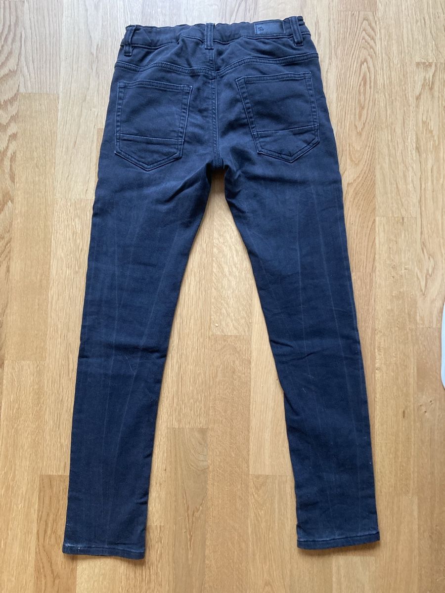 C&A Pantaloni: Schwarze Jeans | C&A * Gr. 152 – Usato da Basel venduto da AufeinenBlick 1