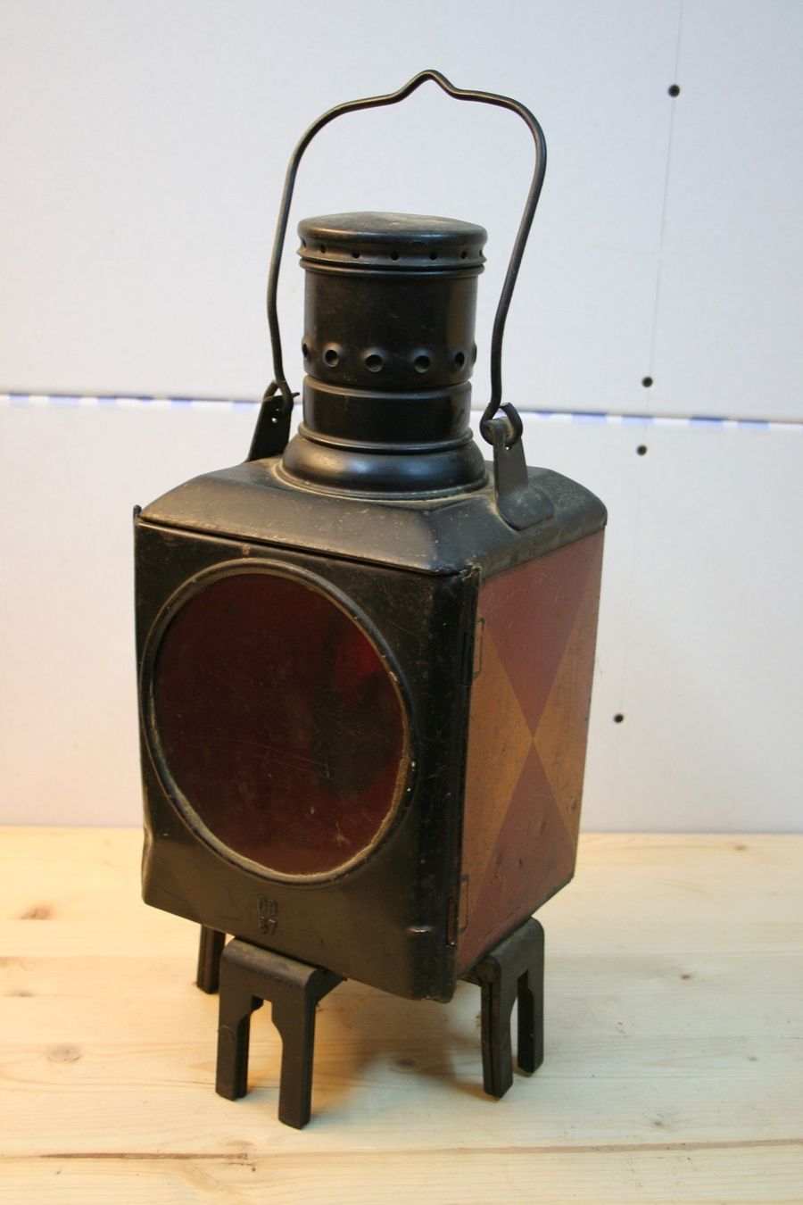 Lampade: Zugschlussleuchte Petroleum Laterne – Usato da Wettingen venduto da zibi137 1