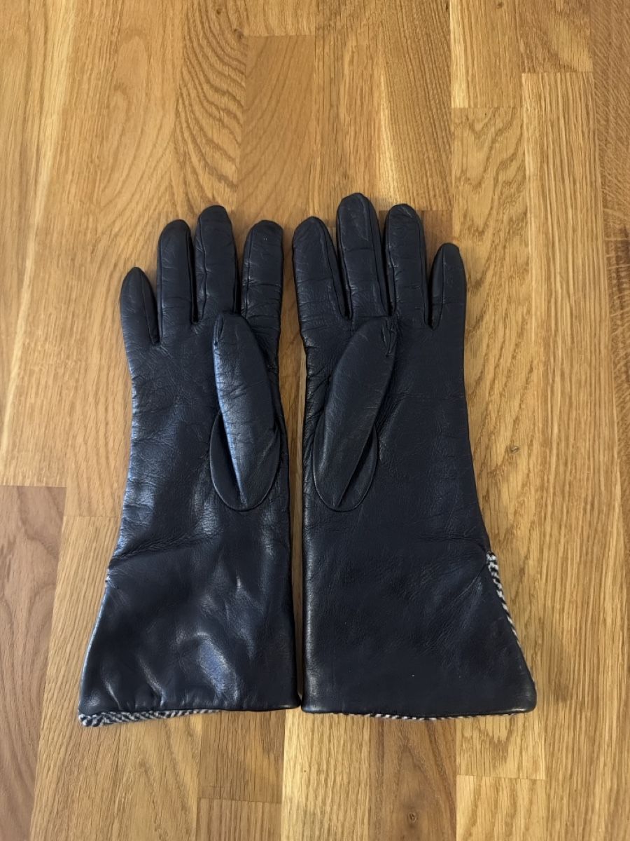 Handschuhe & Handstulpen: MAGNIFIQUE GANTS EN CUIR DOUBLÉ – Gebraucht aus Brügg BE von traindenuit 1
