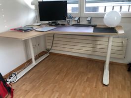 Verstellbarer Eck-Schreibtisch Ikea BEKANT