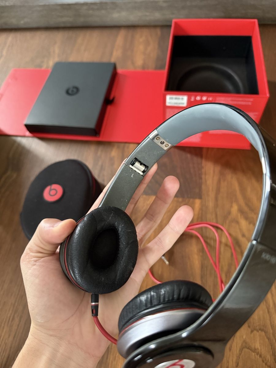 Beats Cuffie: Beats Solo HD schwarz – Usato da Galgenen venduto da Nicki40 5