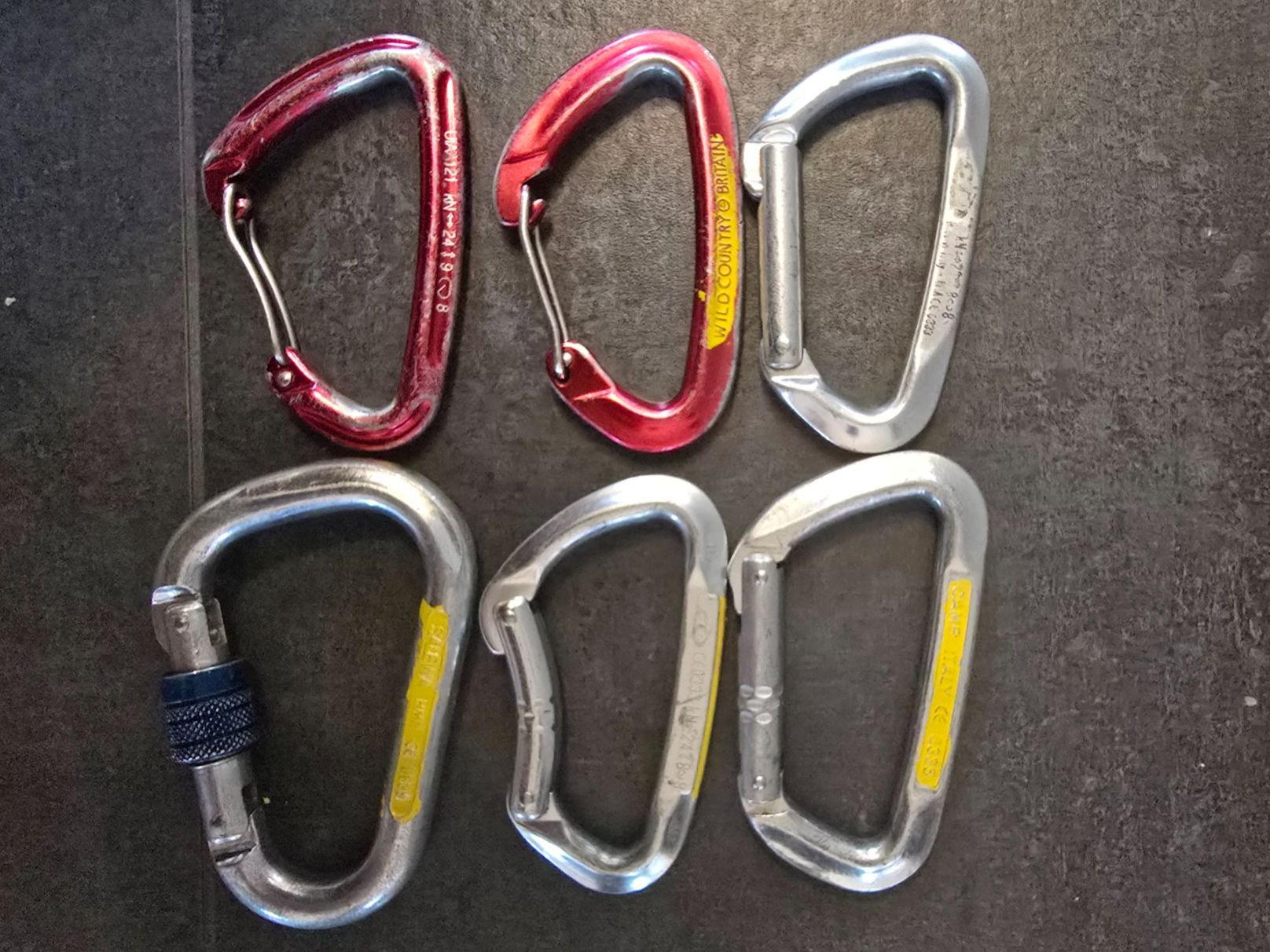 Attrezzatura da arrampicata: 6 Karabiner Set Aluminium gebraucht – Usato da Olten venduto da generation_red01 1