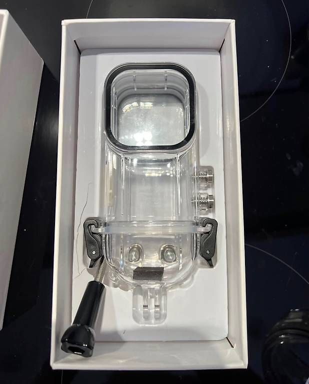 Lampade & Macchine fotografiche: Boîtier de plongée invisible pour Insta360 X3 – Usato da Grandvaux venduto da taniapittet