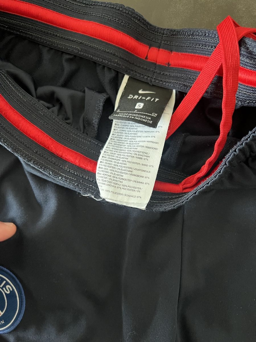 Nike Leibchen & Hosen: Ensemble du Paris St-Germain Nike Vintage – Gebraucht aus Pully von Afagone 4