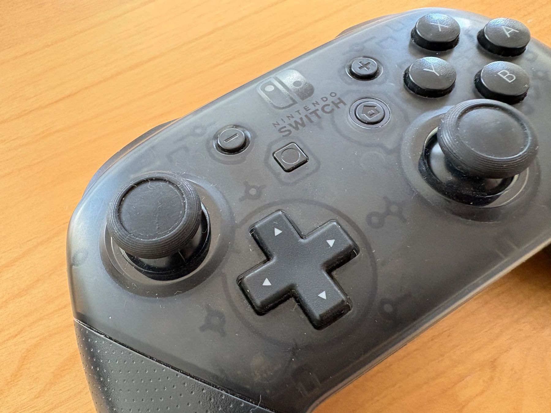 Nintendo Manettes: Nintendo Switch Pro Controller – D'occasion à Auenstein par 5222 3