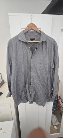 Chemise homme KIABI XL 43-44 – 100% coton – Noir et blanc