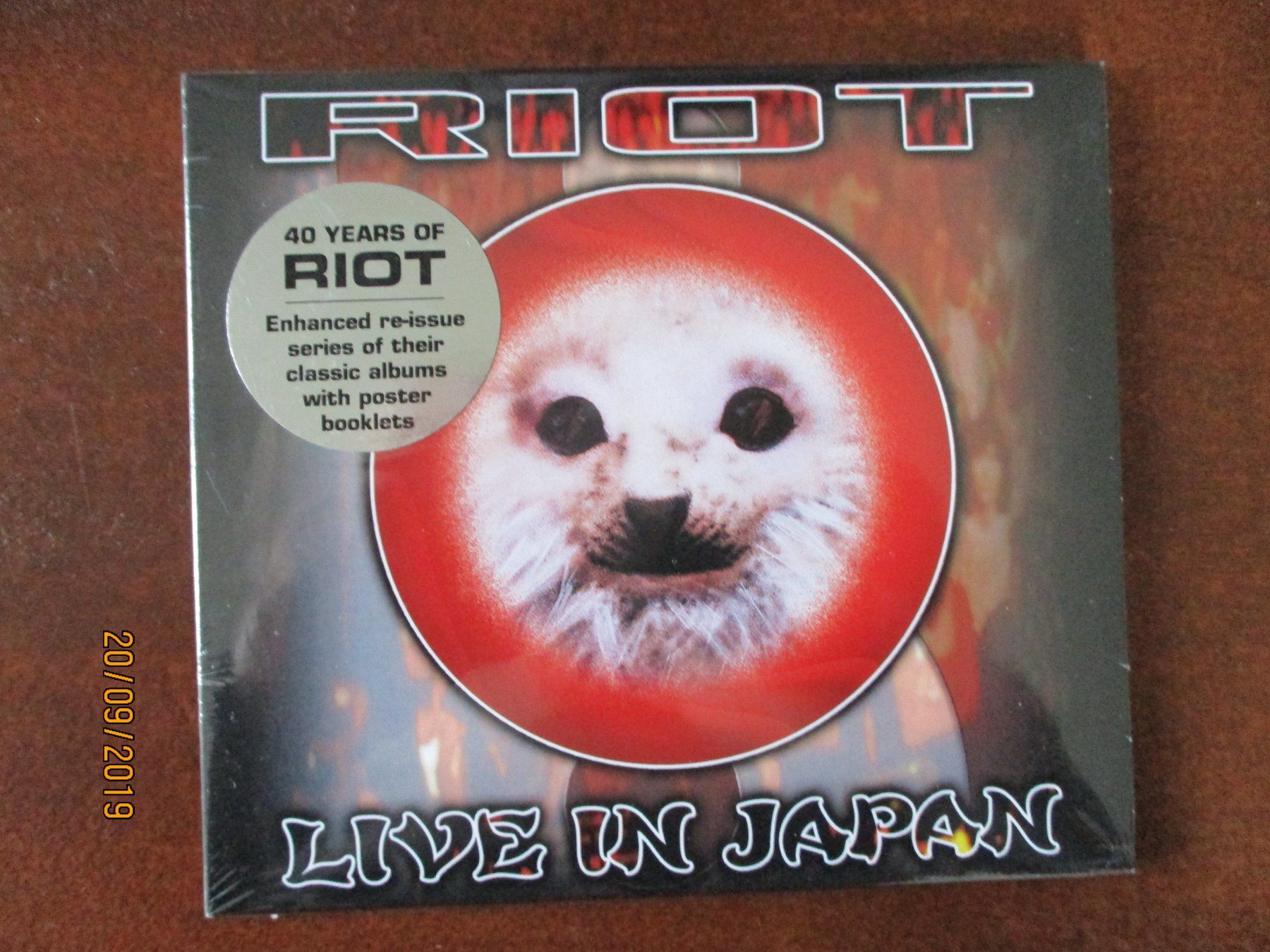 CD: Riot / Neu – Nuovo e nell'imballaggio originale da Liestal venduto da Disc-Point