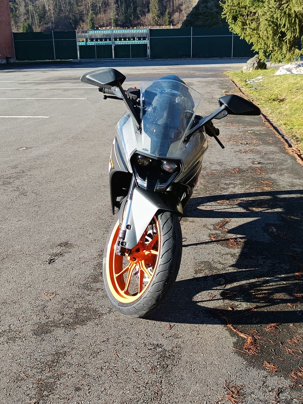 KTM Strada: KTM RC 125 (2015 Modell) – Usato da Steffisburg venduto da ben_j2l6 3