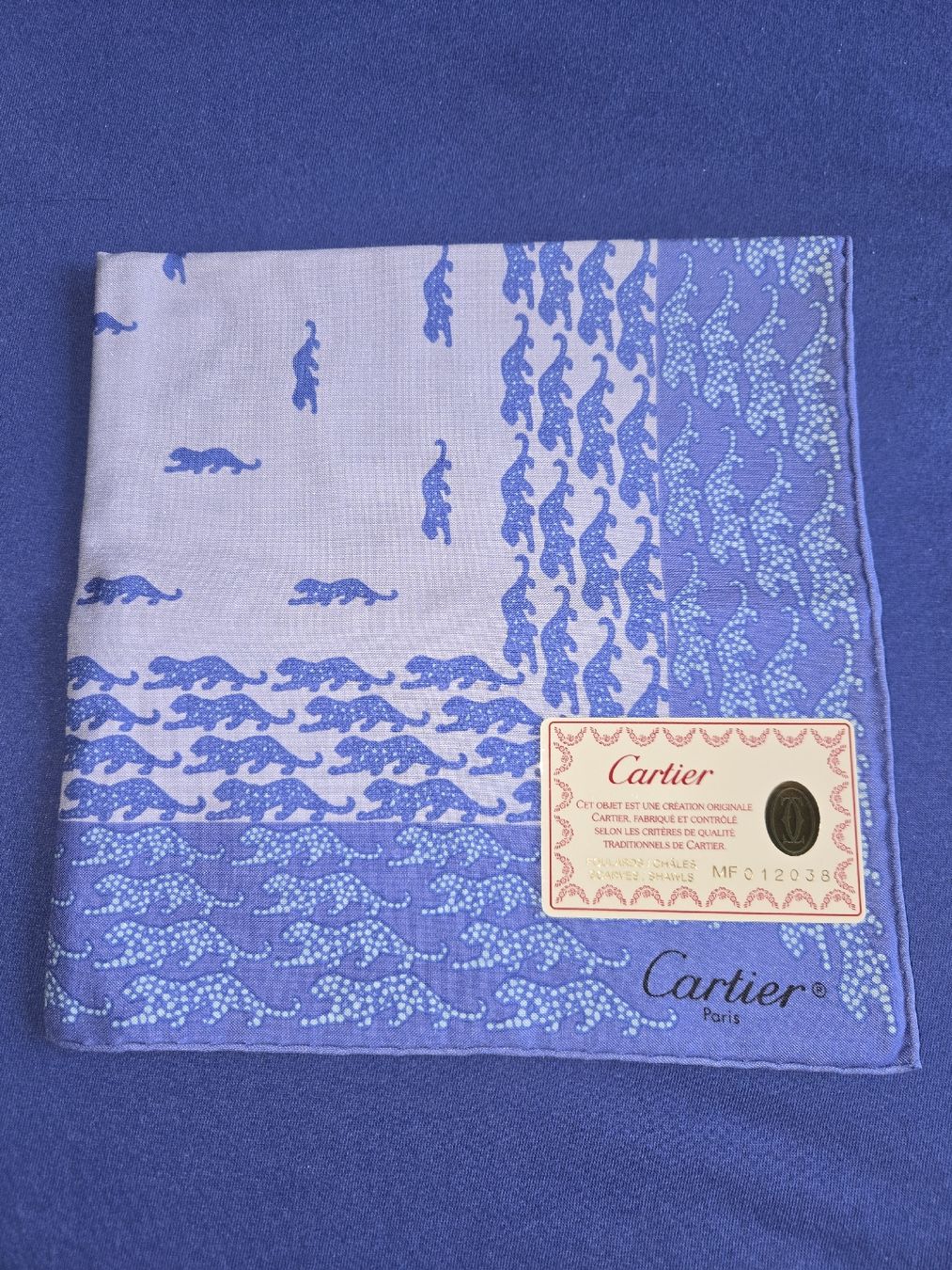 Cartier Foulard & Sciarpe: foulard Cartier – Nuovo (secondo la descrizione) da Montet (Broye) venduto da CandiceD 2