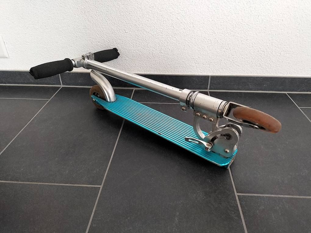 Kickboard: Scooter / Trottinet  – Usato da Schwyz venduto da rap_z7ny 2