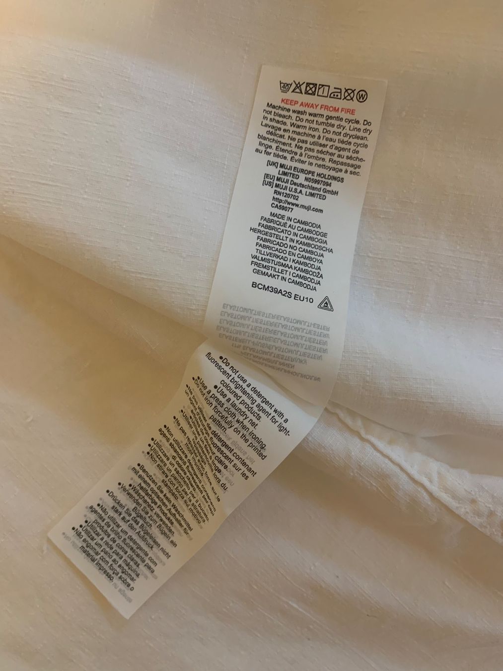 Muji Camicette: Sommerliche Leinenbluse von Muji, neu – Nuovo (secondo la descrizione) da Zürich venduto da p_q7q_nichtraucher 7