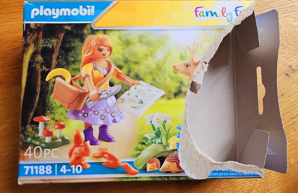 Playmobil Giocattoli: Playmobil Kräutersammlerin – Usato da Buttwil venduto da Bezzy1 1