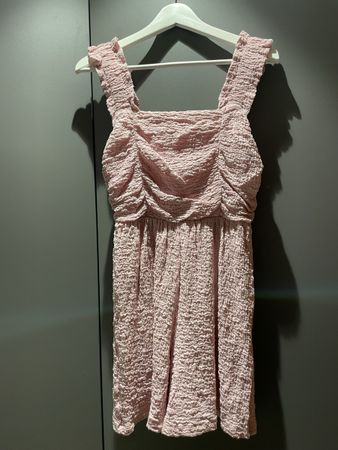 Altrosafarbener Jumpsuit kurz, Gr. S