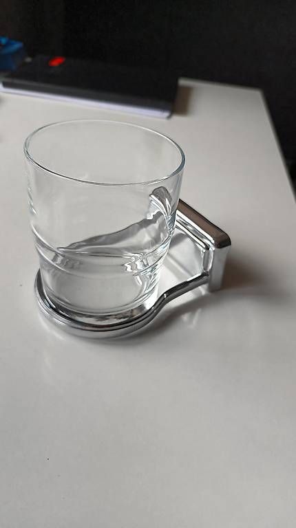 Verres: Glas mit Halter Chic – D'occasion à Reigoldswil par rocky037 1