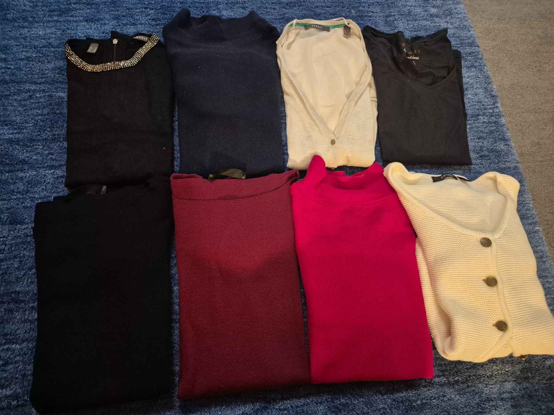 Lotti di vestiti: Pullover grösse S / 8Stk – Usato da Altendorf venduto da MiriCaj 1