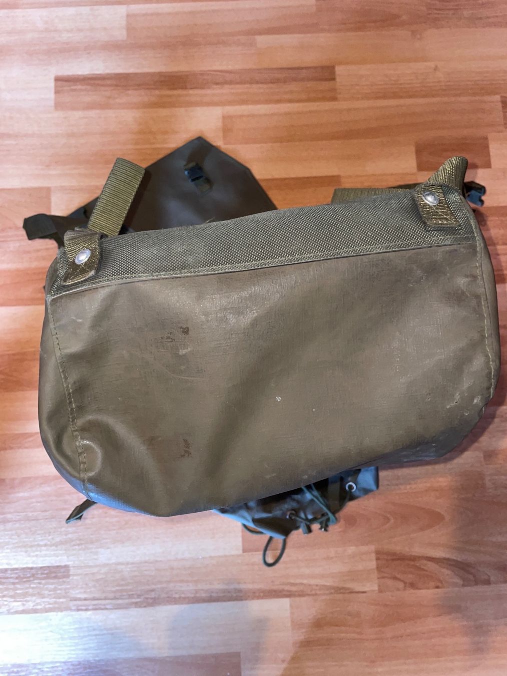 Schweizer Armee Zaini: Militär Rucksack aktuell #2 – Usato da St. Gallen venduto da mai_zpt7 2