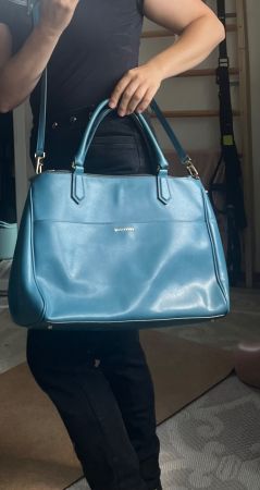 Coccinelle Handtasche / Shopper blau – sehr geräumig