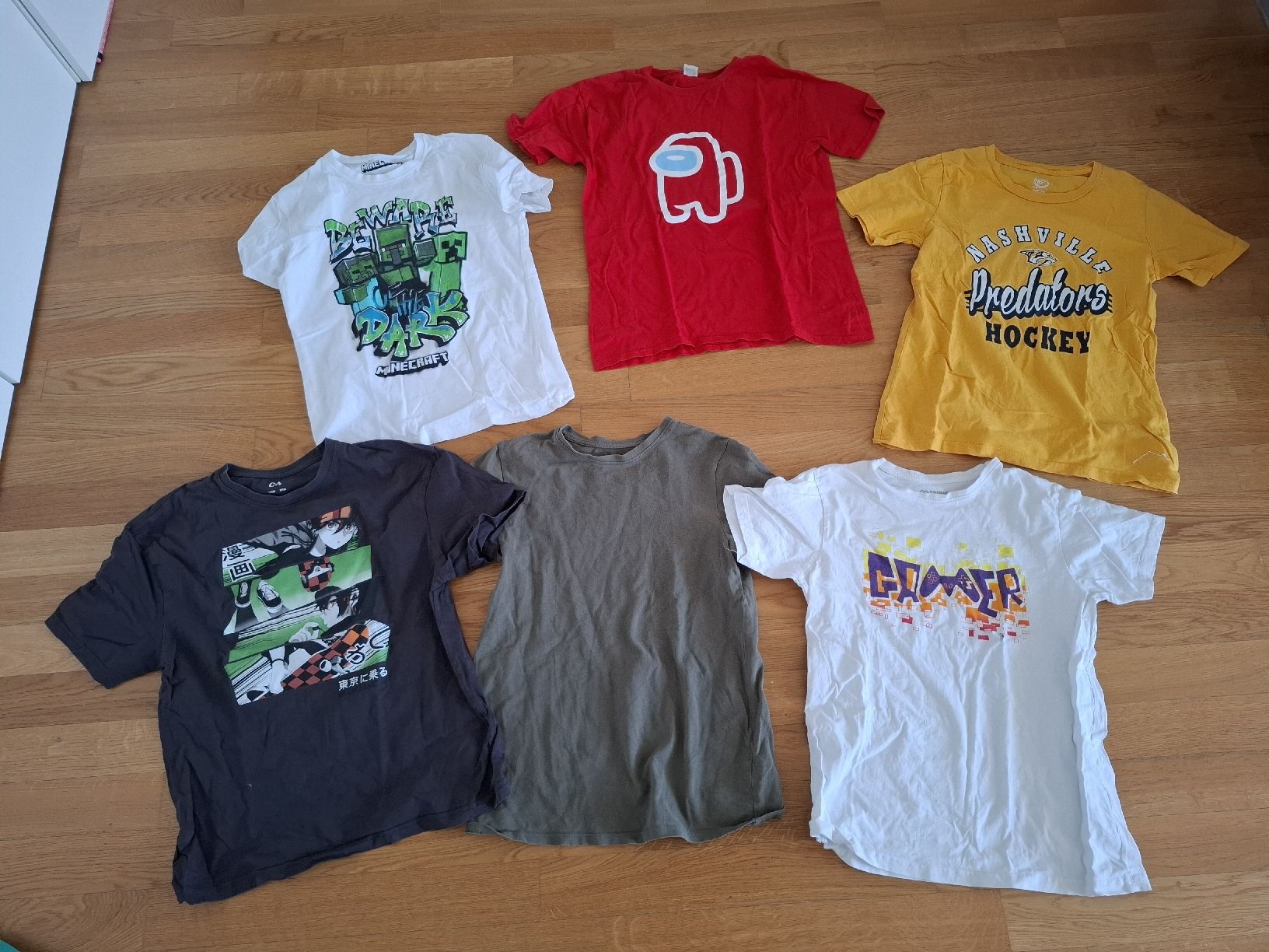 Kleiderpakete & -sets: Cooles T-Shirt-Set für Jungs, Grösse 152, Sommer ☀️ – Gebraucht aus Baar von Jhonny18