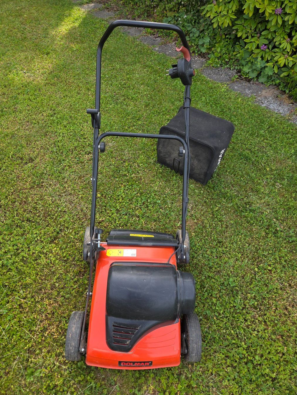 Attrezzi per la lavorazione del suolo: DOLMAR Vertikutierer EV-3918 – Usato da Wetzikon ZH venduto da Dino2008 3