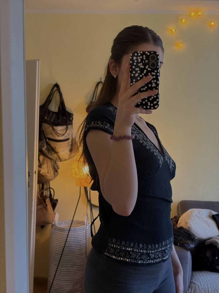Tops: Top – Gebraucht aus Basel von pau_w9yw 1