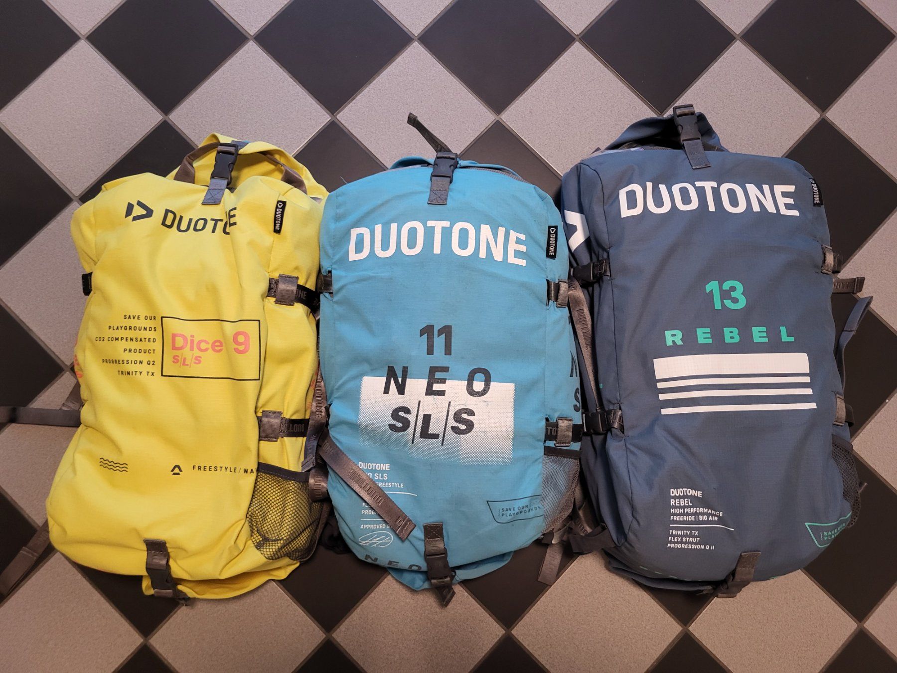 Duotone Aquilone: Pack kite Duotone 9/11/13m SLS – Usato da Pully venduto da Cedric.kr