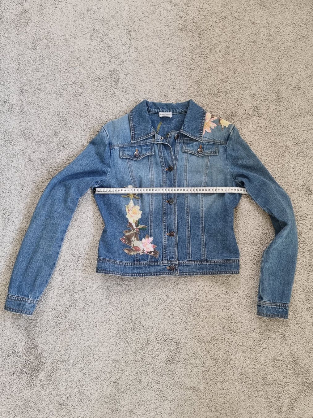 Giacche: Kurze Jeansjacke von Alberta Ferretti – Usato da Widen venduto da kel_smm8 1