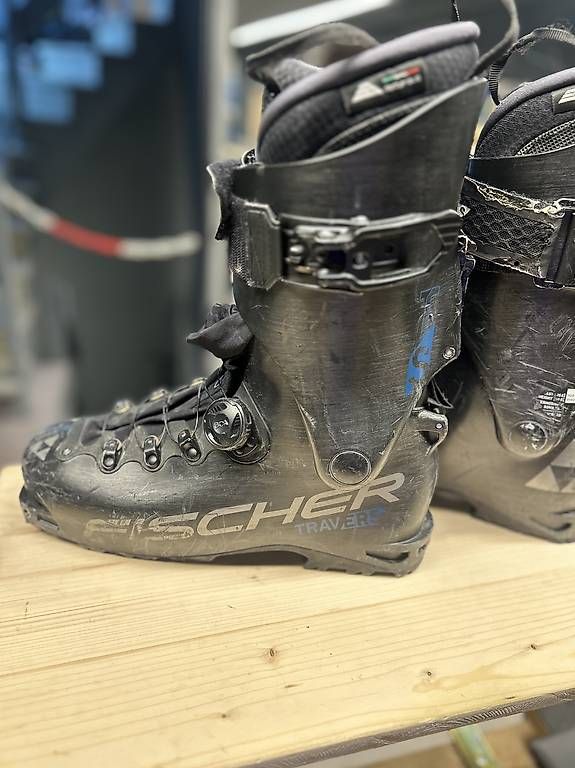Fischer Herrenschuhe: Fischer travers T29 – Gebraucht aus Fully von hug_l9gj 1