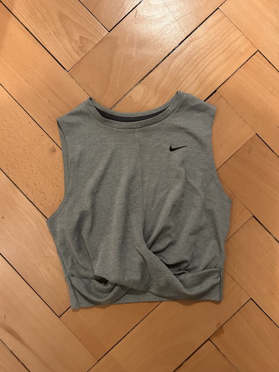 Lotti di vestiti: Sport Shirt Bundle – Usato da zürich venduto da Jaz.Oe 3