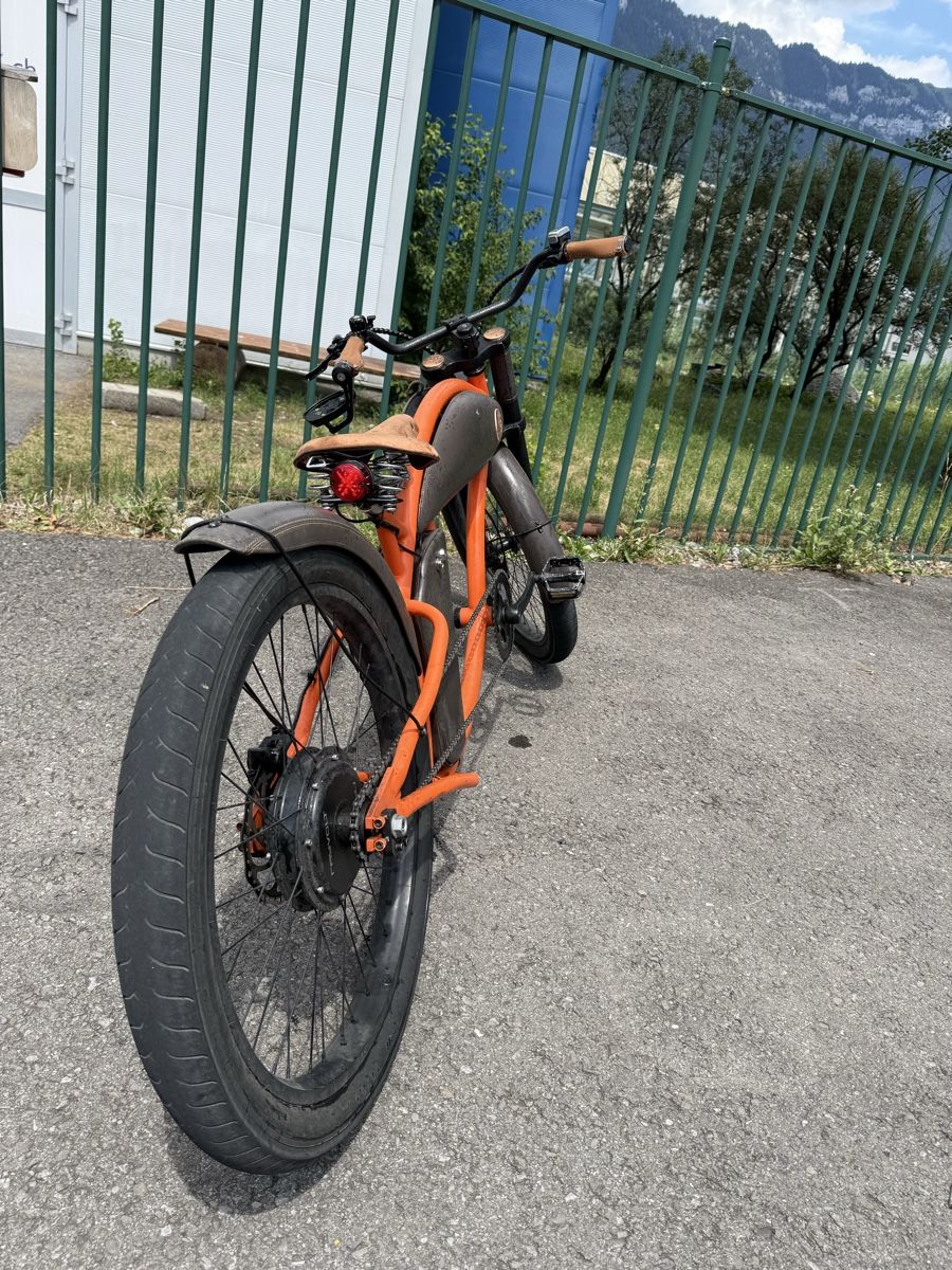 Velos: E-Bike Cruiser Orange/Braun Rayvolt  – Gebraucht aus Unterseen von Slif00 4