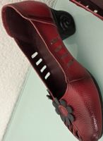 Ballerines en cuir rouge avec fleur - Taille 37/38