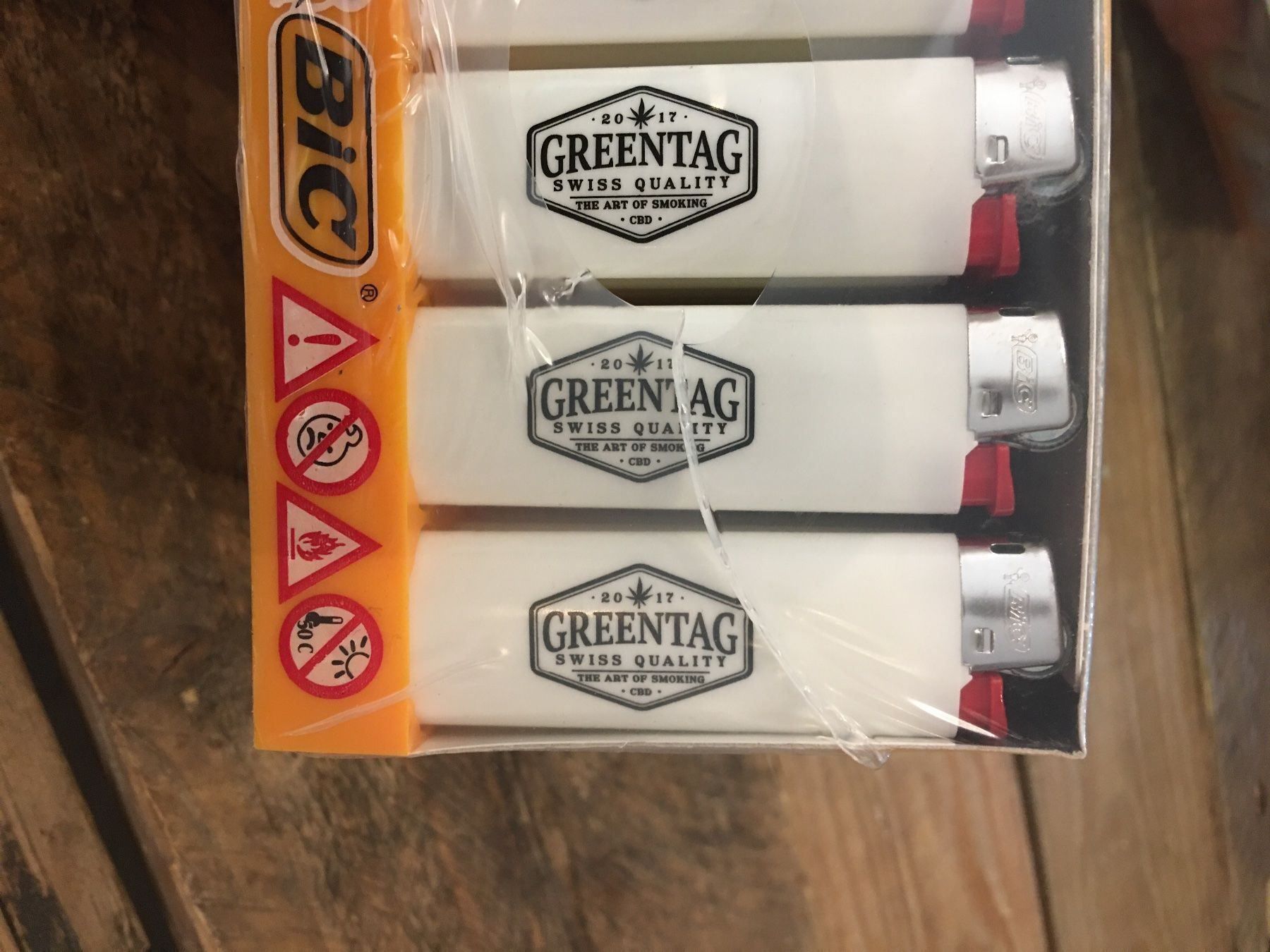 Accendini: Feuerzeuge 50stk – Nuovo e nell'imballaggio originale da Zürich venduto da dtag 1