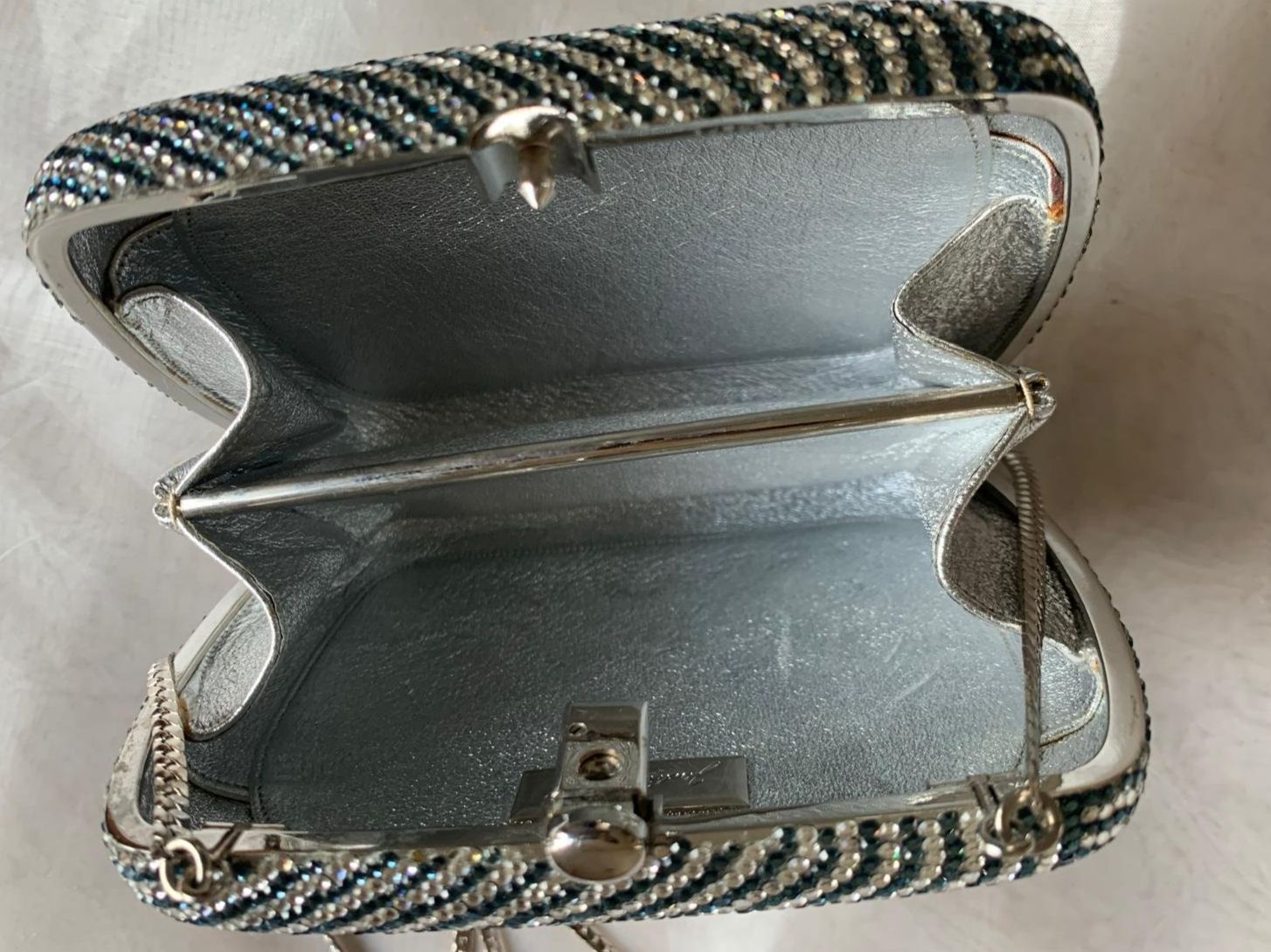Borse da donna: Judith Leiber Clutch Abendtasche – Usato da Grossdietwil venduto da fab_8bdy 4