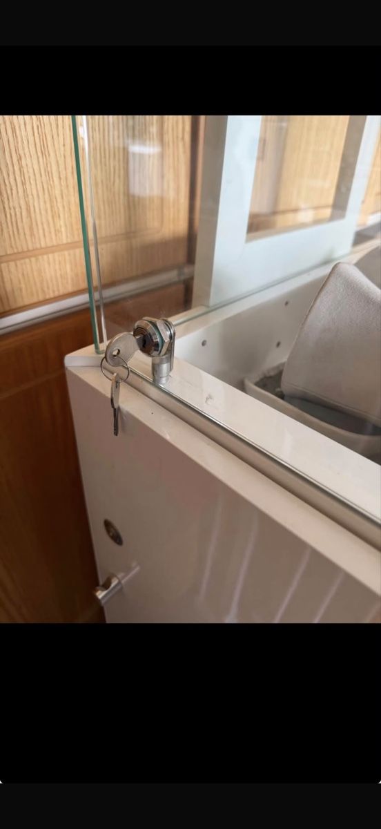 Vetrine: Verkaufs Vitrine – Usato da Frauenfeld venduto da liberthy 2