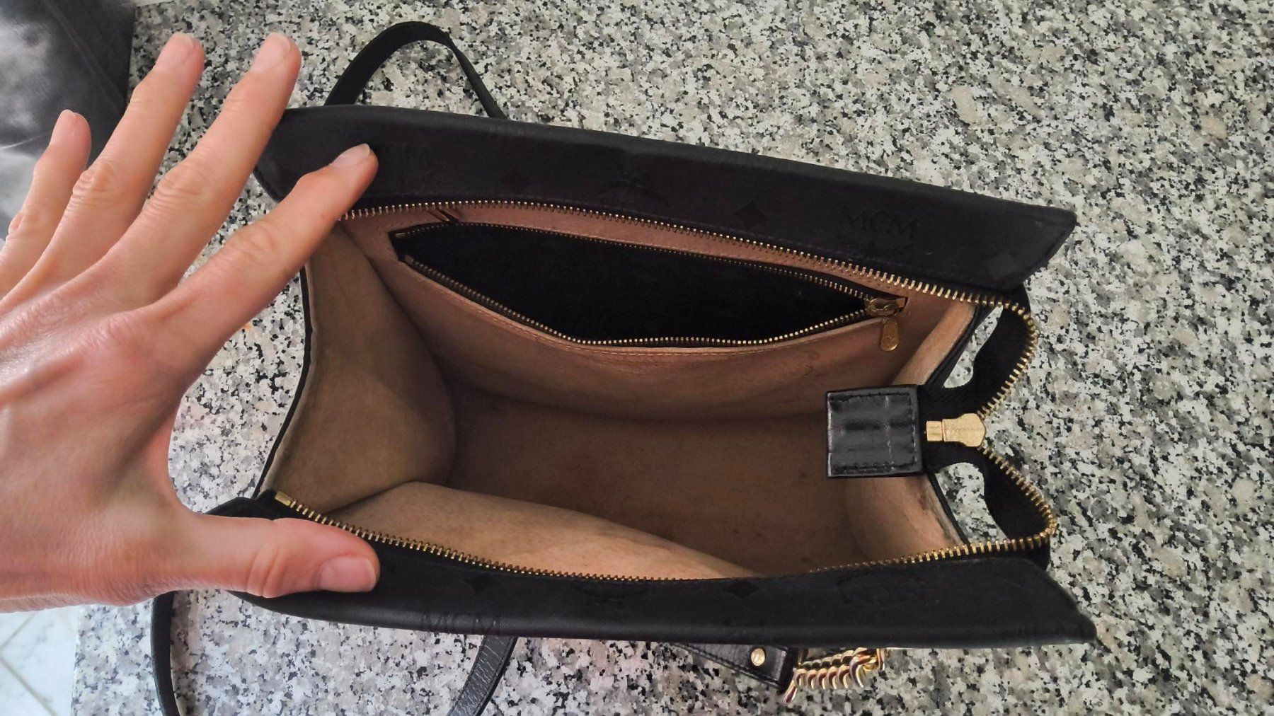 Mcm Borse da donna: wunderschöne MCM Tasche mit langen Henkeln – Usato da Steckborn venduto da JoBox 2