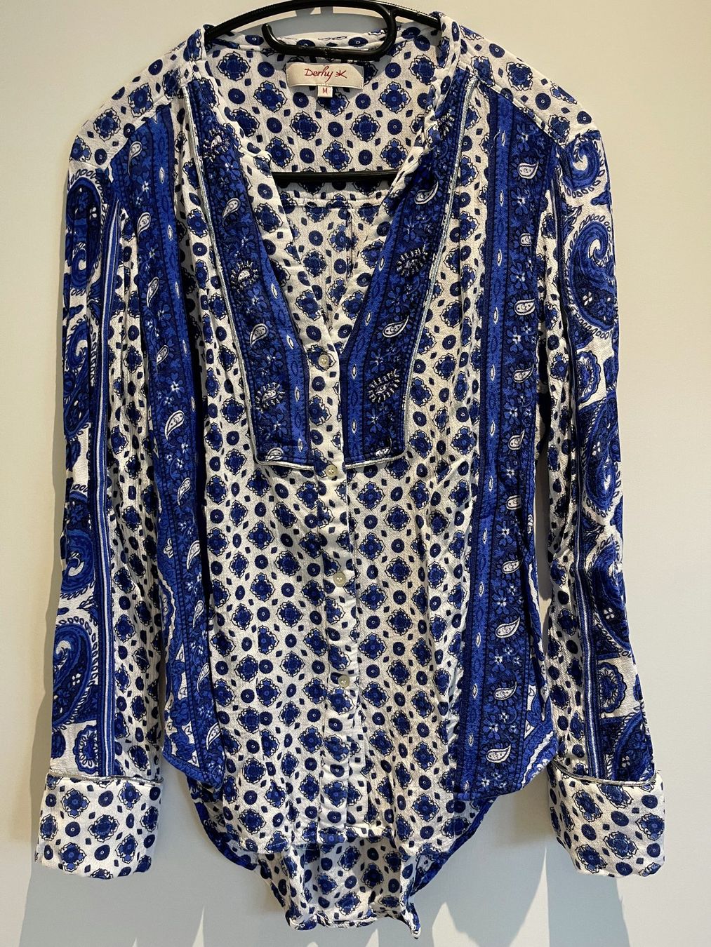 Derhy Camicette: Blouse Derhy stylée - taille M – Usato da Colombier NE venduto da Nikkon