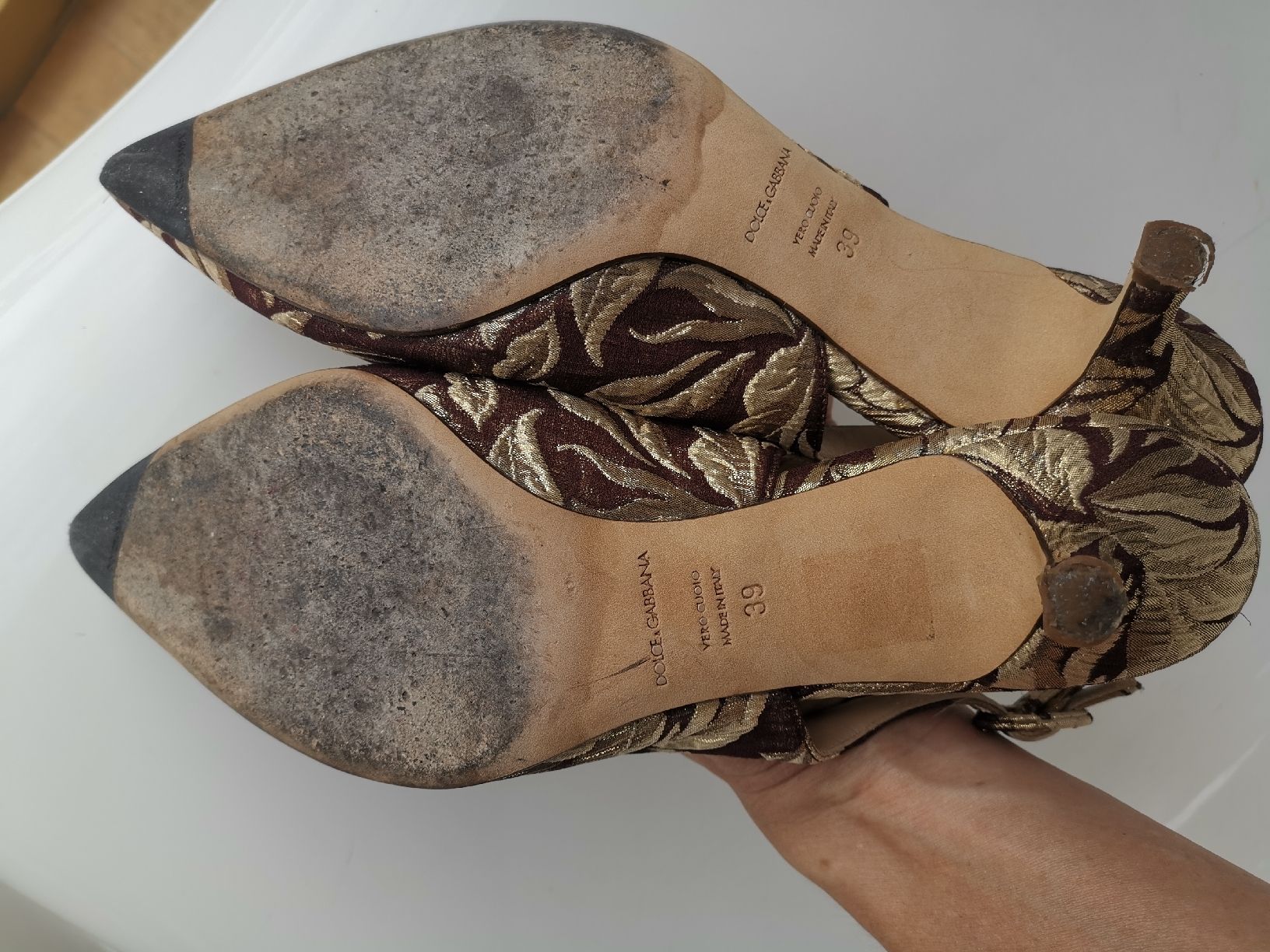 Dolce & Gabbana Chaussures femmes: Kitten heels Dolce & Gabbana – D'occasion à Uerikon par pink_flamingo 2