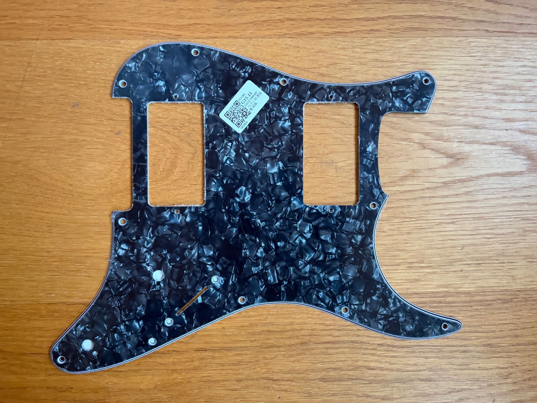 Fender Strumenti musicali: Stratocaster pickguard black tortoise 2 humbuckers – Nuovo e nell'imballaggio originale da Unterseen venduto da guitnerd